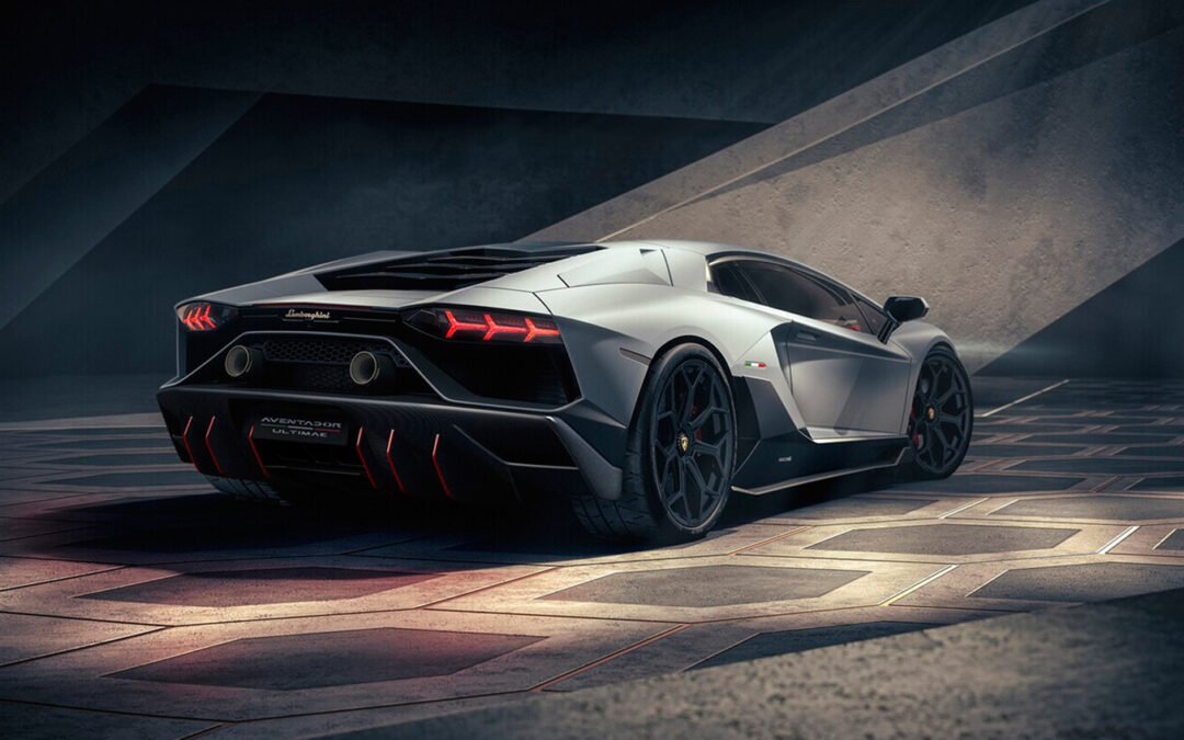 El Lamborghini Aventador: El Supercarro V12 de Italia