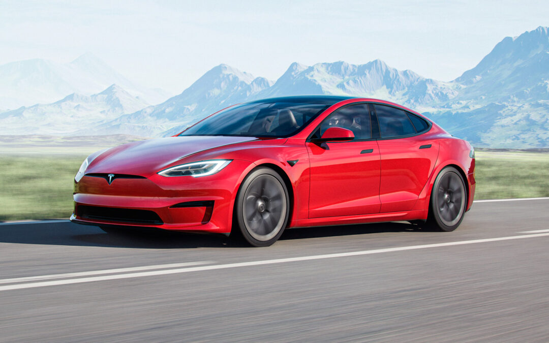 Tesla Model S: Elevando los Estándares de la Movilidad Eléctrica