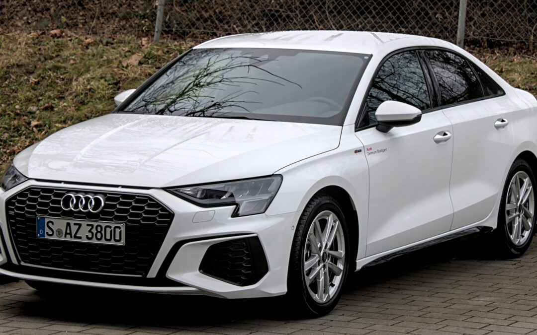 Audi A3: Innovación y Elegancia en Movimiento