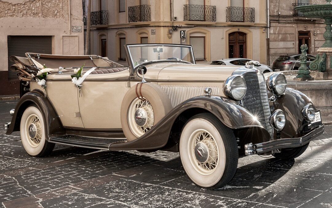 Coches Clásicos para Bodas: El Toque de Elegancia y Romance